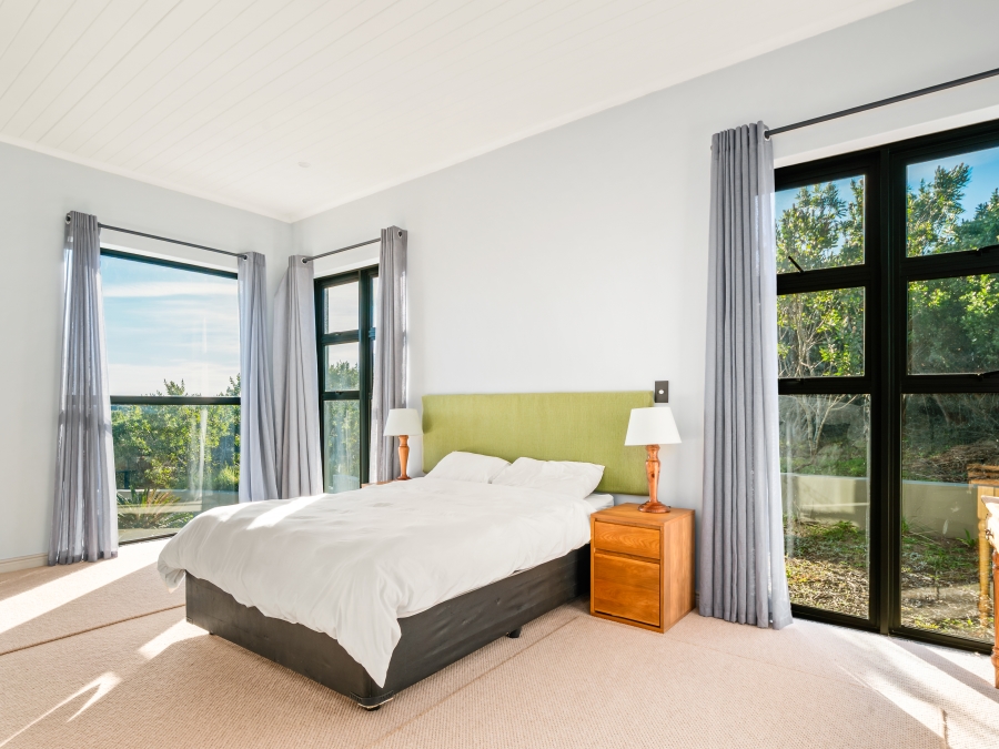 5 Bedroom Property for Sale in Pezula Private Estate Western Cape
